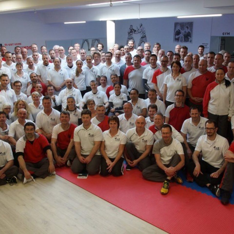 ZXD 150418 Gruppenfoto